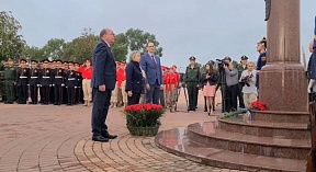 Церемонии возложения цветов к бюсту Святого Благоверного князя Александра Невского в Бендерской крепости