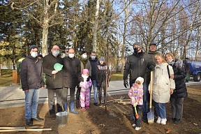 Об участии дипломатов Посольства России в мероприятии по озеленению Кишинёва