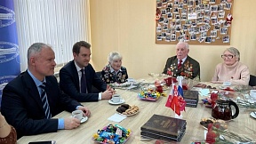 О награждении сотрудниками Посольства России в Молдавии ветеранов Великой Отечественной войны, проживающих в г.Тирасполь 