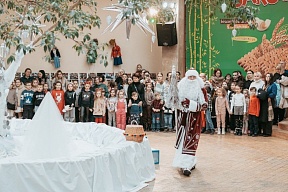 О новогодних и рождественских благотворительных мероприятиях
